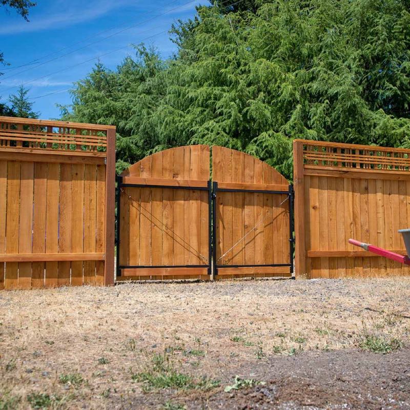 Custom Gate in Heath